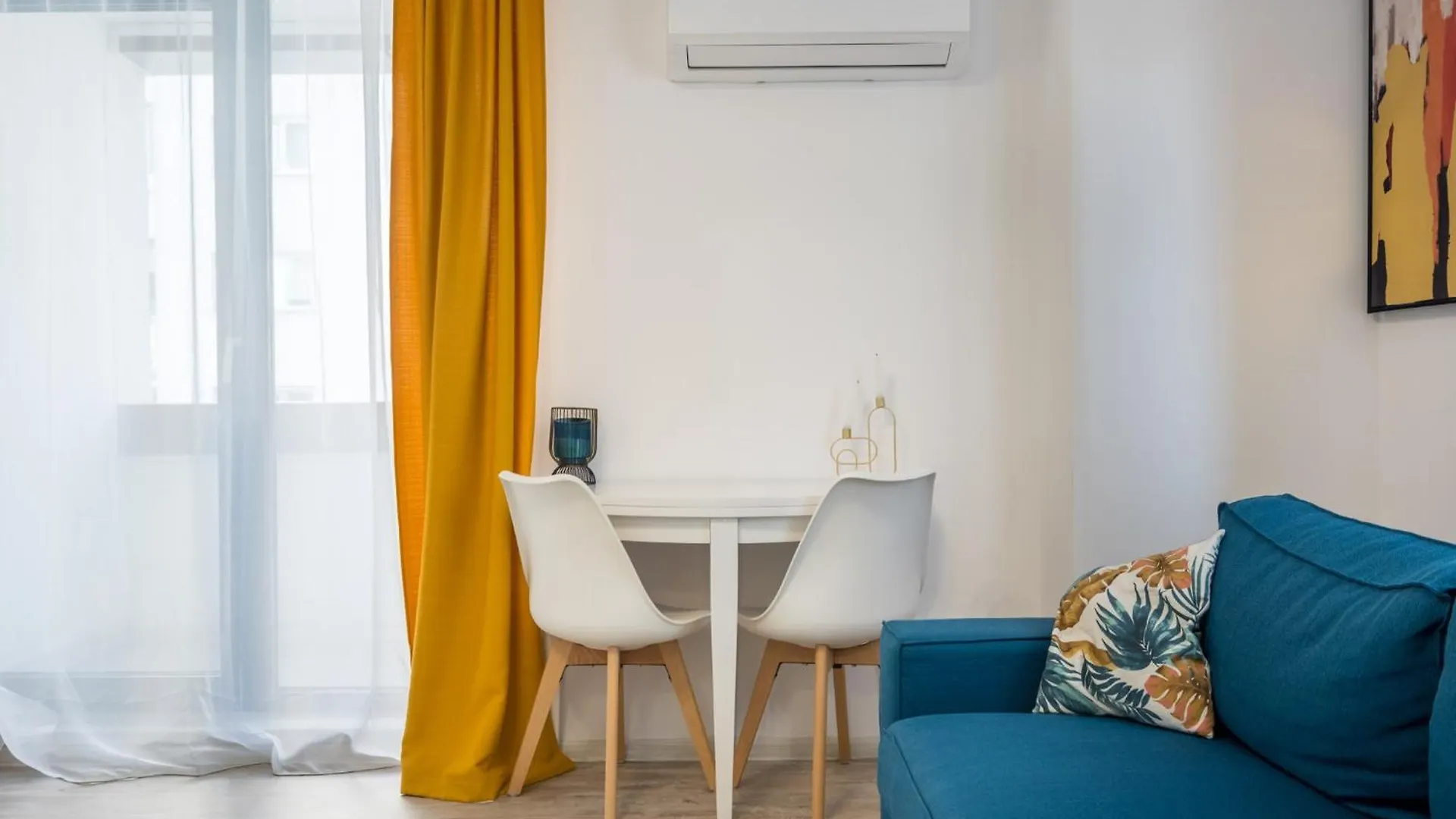 Appartamento The Painter - Timpuri Noi 1Br With Parking Bucarest