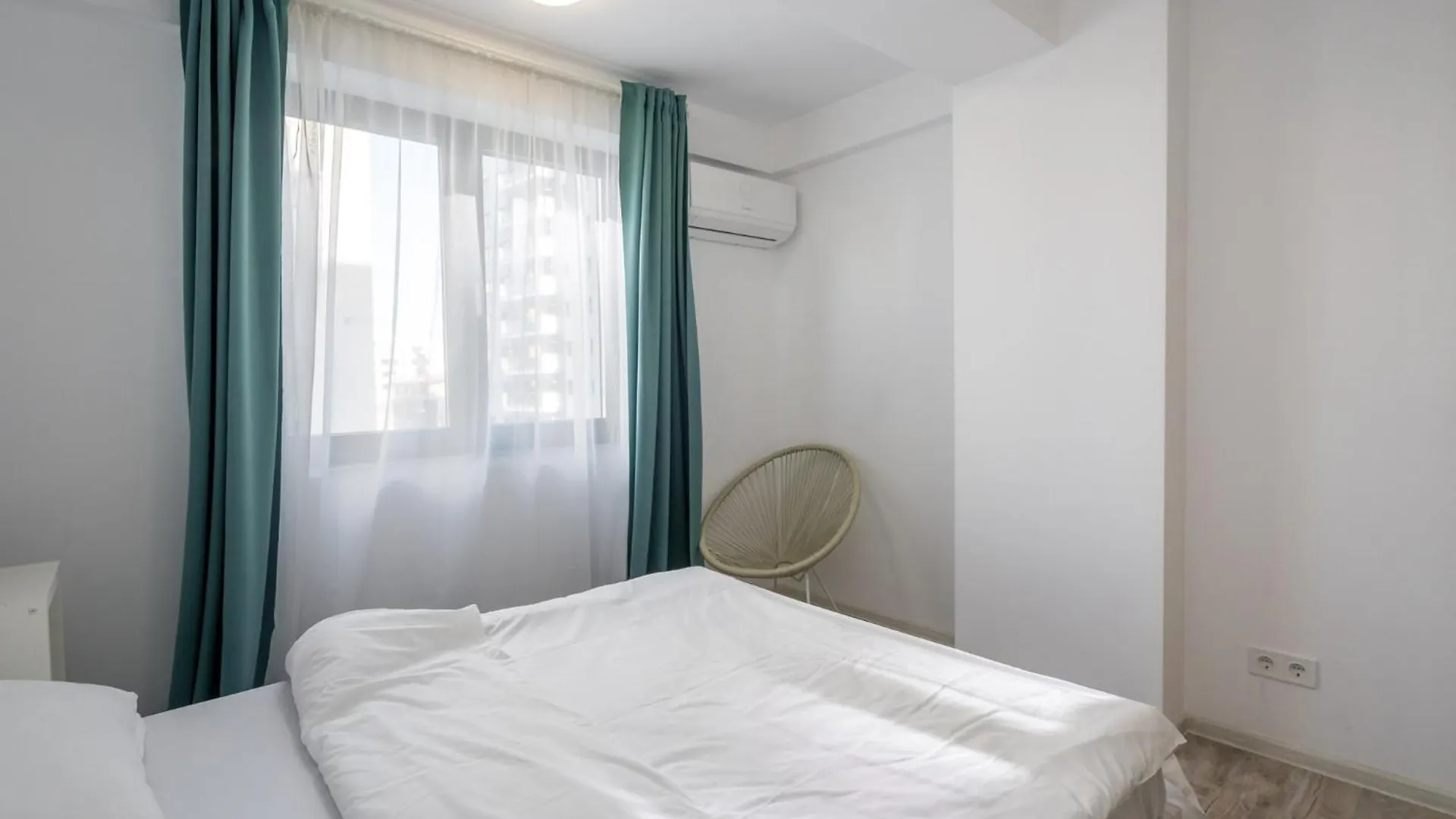 Appartamento The Painter - Timpuri Noi 1Br With Parking Bucarest