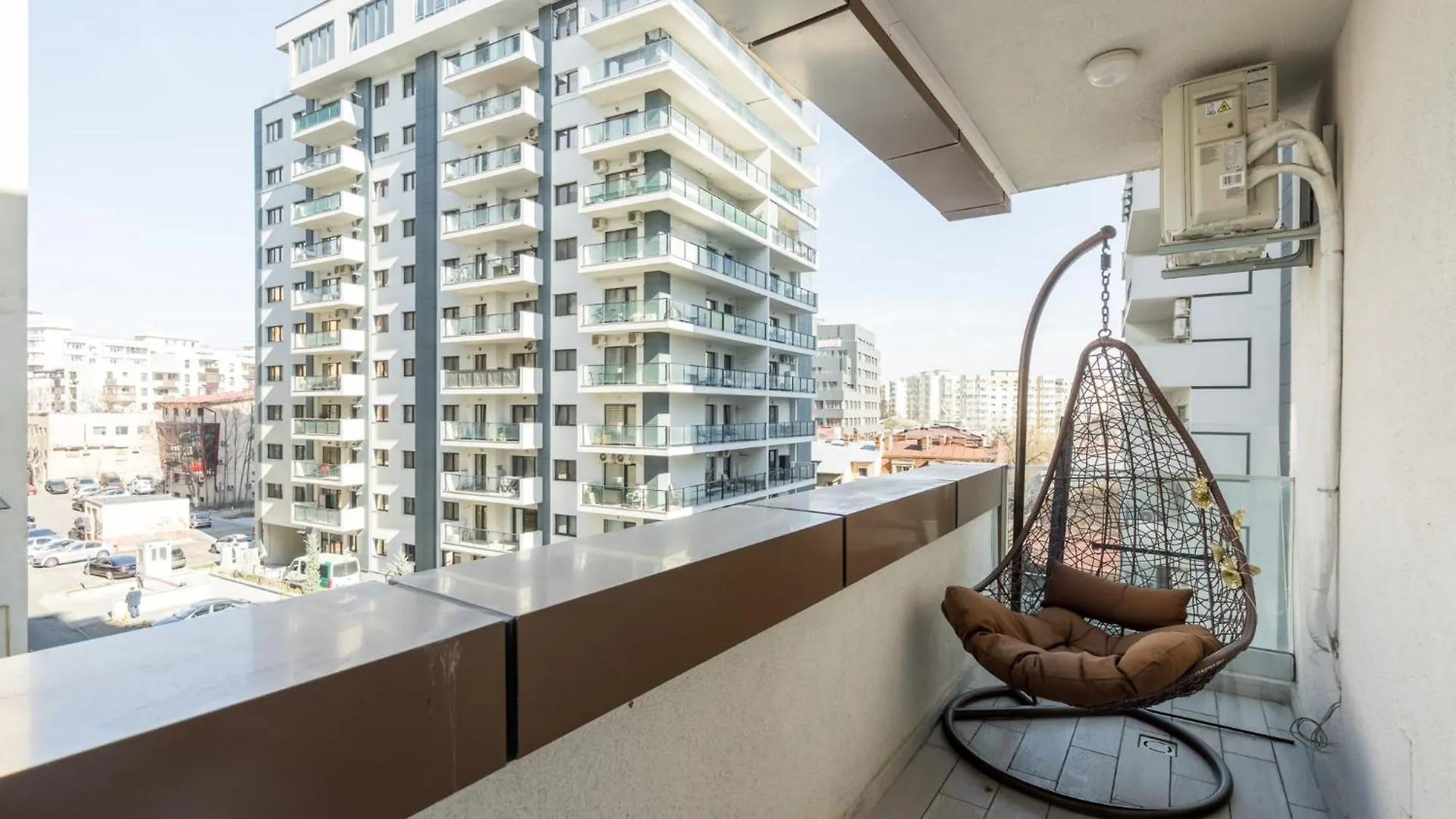 Appartamento The Painter - Timpuri Noi 1Br With Parking Bucarest
